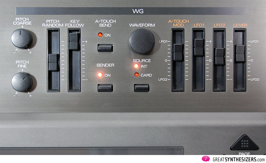 Roland-JD800-Synthesizer-09