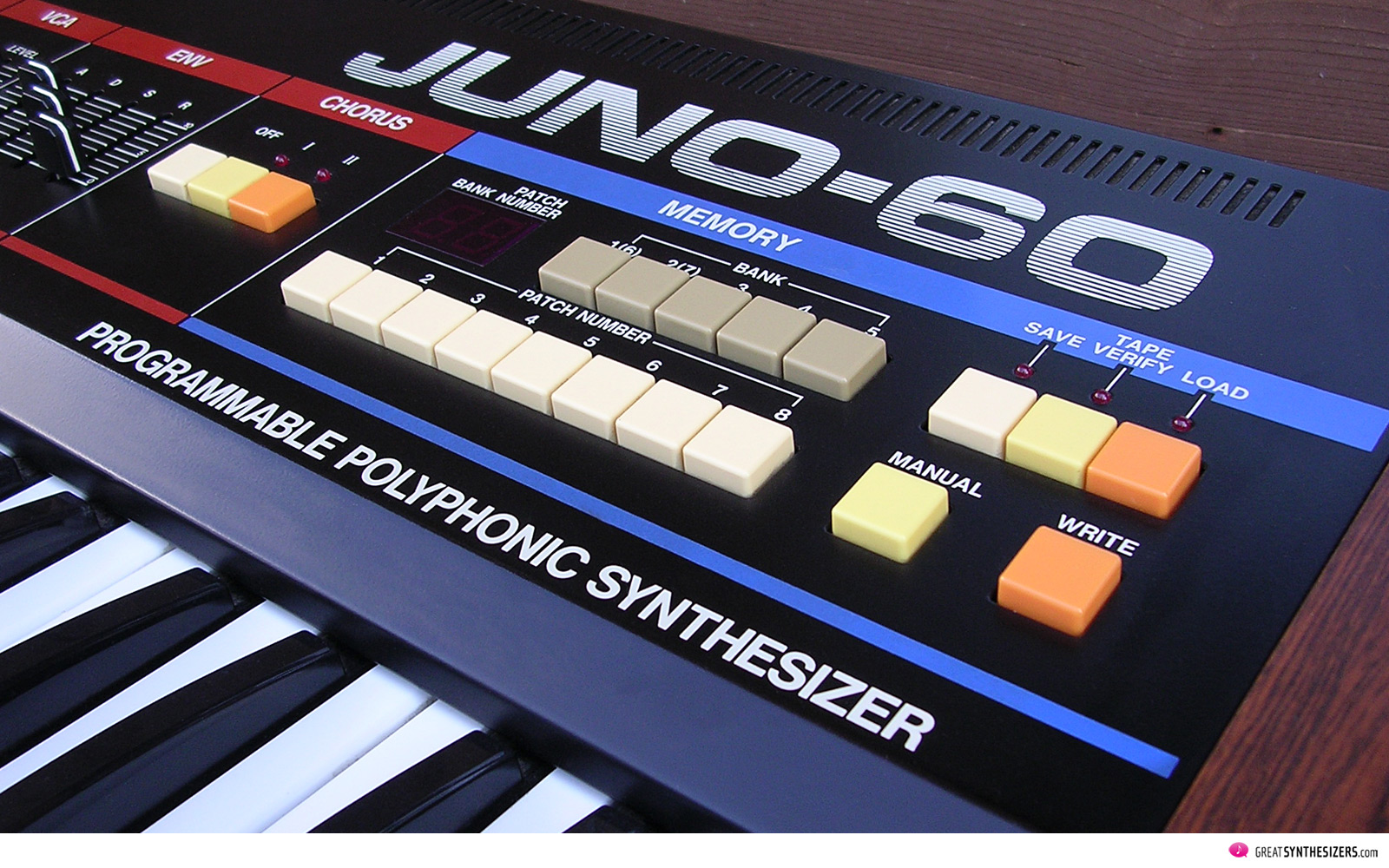 Roland Juno-60 - a classic with lots of charme - GreatSynthesizers